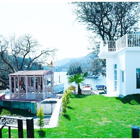 The Periwinkle Homestay Bhīm Tāl Buitenkant foto