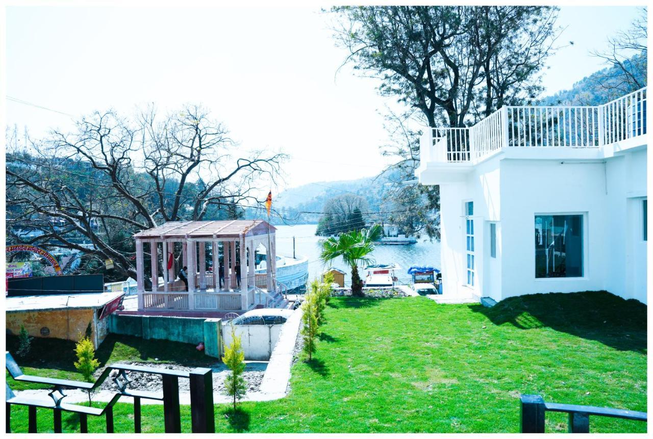 The Periwinkle Homestay Bhīm Tāl Buitenkant foto