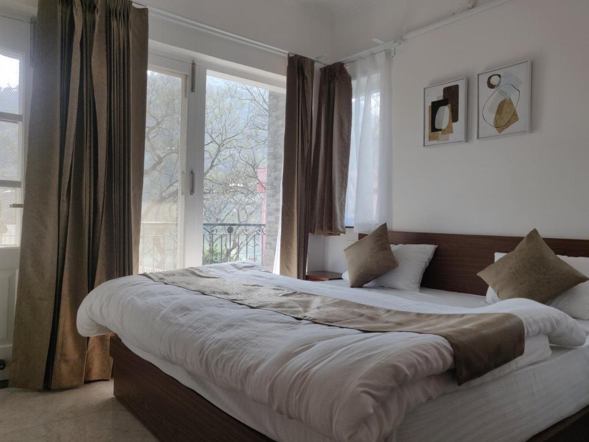 The Periwinkle Homestay Bhīm Tāl Buitenkant foto